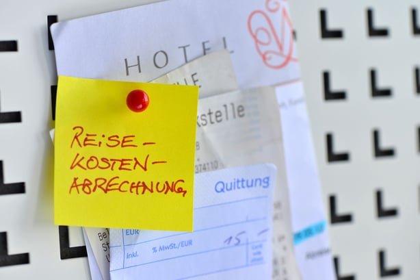 Wann können Arbeitnehmerinnen Reisekosten abrechnen?